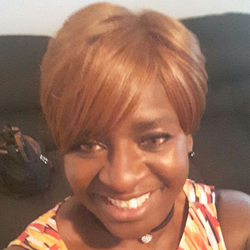 Meet your Posher, Cora